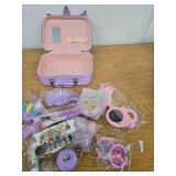 Pretty The Girl Unicorn Makeup Case Set