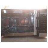 19 in. 0.9 cu. ft. 900-Watt Countertop Microwave Oven in Stainless Steel with Convection and Air Fry - Retail: $120