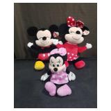 LOT OF MICKEY AND MINNIE MOUSE STUFF TOYS