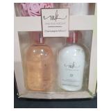 Manna Kadar Champagne Infused Bath Gift Set