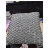 Gray Geometric Pattern Fabric Pillow21x21in