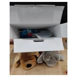 Melissa and Doug Examine and Treat Pet Vet Play Set, 24-Piece Animal Doctor Playset with Dog and Cat Plushies, Pet Doctor Kit and Accessories, Preschool Toys for Girls and Boys Ages 3+