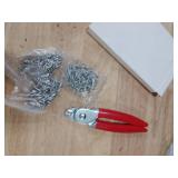 INKNOTE 270 Pcs of 3 Sizes Galvanized Hog Rings Assortment Kit and One Piece Professional Pliers Widely for Bungee Animal Pet Cages Bagging Meat and Sausage Casing Fencing Furniture Upholstery