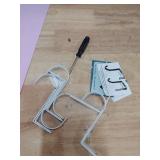 Yinsiskyer Adjustable Over The Door Hooks, Premium Metal Hooks for Hanging, Heavy Duty Door Coat Hangers and Towel Door Hangers, Cubicle Hook fits 1 3/8\ to 3 1/2\in Longer Panels for Wreathin