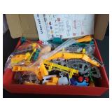 Letapapa Electric Train Set for Kids Ages 4-8, Christmas Birthday Gifts for 3 4 5 6 Year Old Boys, Train Tracks for Toddlers 3-5, Toy Trains for Boys Age 4-7 with Light-Up Bridge and Realistic Sounds