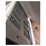 22.2 in. 400 lbs./24H Full Size Cube Ice Commercial Freestanding Ice Maker in Stainless Steel, and Overflow alert - Retail: $1,100