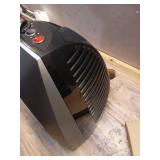 Vornado VH240+ 1500-Watt Black Indoor Electric Fan Space Heater Charcoal gray - Retail: $60