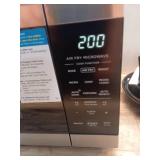 19 in. 0.9 cu. ft. 900-Watt Countertop Microwave Oven in Stainless Steel with Convection and Air Fry (DOESN