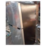 18.1 cu. ft. Top Freezer Refrigerator in Fingerprint Resistant Stainless Steel Look, Garage Ready - Retail: $529