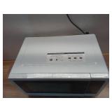 0.7 Cu. Ft 700-Watt Countertop Microwave Oven in White  (DOESN