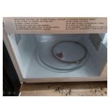 0.7 Cu. Ft 700-Watt Countertop Microwave Oven in White  (DOESN