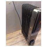 1500-Watt Black Indoor Electric Oil-Filled Radiator Convection Radiant Space Heater with Remote Control for Living Space - Retail: $100