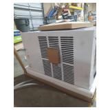 18,300 BTU 230/208-Volt Window Air Conditioner Cools 1000 sq. ft. with Wi-Fi and Remote in White (Damaged, See Pics)- Retail: $599