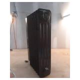 1500-Watt Black Indoor Electric Oil-Filled Radiator Convection Radiant Space Heater with Remote Control for Living Space (See Details)- Retail: $100