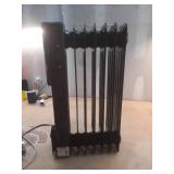 1500-Watt Black Indoor Electric Oil-Filled Radiator Convection Radiant Space Heater with Remote Control for Living Space (See Details) - Retail: $100