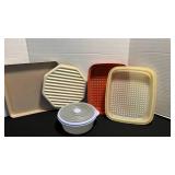 Microwave and Tupperware pieces