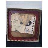 Weaving loom and incomplete tablecloth