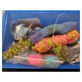 Yarn and knitting needles lot