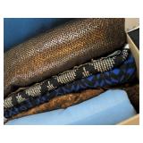 Cloth remnants lot 29