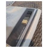 Working Lasko fan 16 in blades