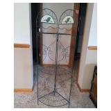 Wire rack with watermelons