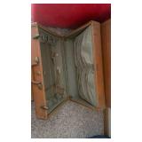 Vintage Samsonite 3 piece luggage set 18x21 and smaller