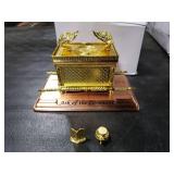3 ARCHES USA Gold Plated The Ark of The Covenant Figurine Model (7 x 4 x 5) with Contents - Manna, Ten Commandments - Detailed Replica Tabletop Decor. BENT BOTTOM.