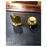 3 ARCHES USA Gold Plated The Ark of The Covenant Figurine Model (7 x 4 x 5) with Contents - Manna, Ten Commandments - Detailed Replica Tabletop Decor. BENT BOTTOM.