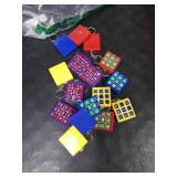 Hicarer 16 Pcs Tic Tac Toe Game Party Favor Goodie Bag Stocking Stuffer Kids 8-12 Tic Tac Toe Keychain Classroom Prize Puzzle Game Birthday Party Gift for Boy Girl Valentine