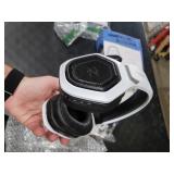 Ozeino 2.4GHz Wireless Gaming Headset for PC, Ps5, Ps4 - Lossless Audio USB & Type-C Ultra Stable Gaming Headphones with Flip Microphone, 40-Hr Battery Gamer Headset for Switch, Laptop, Mobile, Mac