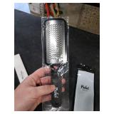 Colossal Pedicure Rasp Foot File, Professional Foot Care Pedicure Stainless Steel File to Removes Hard Skin, Can Be Used On Wet Feet