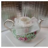 Flower Ceramic Teapot,22oz Porcelain Tea pot for Tea Coffee Milk for Office Home Men Women as Gift.