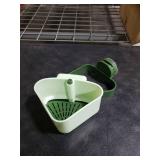 Suction Cup Sink Corner Rack 2026 Upgrade Corner Sink Strainer Basket Automatic Dumping Suction Cup Press Sinks Drainer Basket Faucet Sponge Storage Rack Food Waste Catcher for Sink (1PC - Green)
