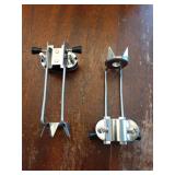 Cane Ice Tip Attachment, Outdoor Non-Slip in Winter Durable Metal 5-Prong Tip, Improve Balance for Adult Outdoor Walking, Walking Sticks Tools (2 Pack) - Retail: $10