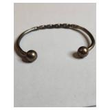 Twisted Metal Arm Band with Ball Ends