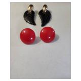 Carved Black Leaf Earrings with Red Button Studs Set