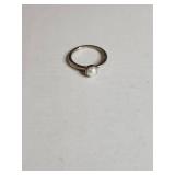 .925 Sterling Silver Pearl Solitaire Ring