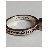 Silpada .925 Sterling Silver Garnet Ring with Ornate Band 3g