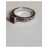 Silpada .925 Sterling Silver Garnet Ring with Ornate Band 3g