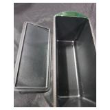 Navaris Bread Loaf Pan with Lid - Cast Iron Bread Baking Dish for Bulge Top or Flat Top Breads Meat Veg Meatloaf - Baking Tin 13-3/8\" x 5-1/8\" x 5-1/8\" - Green - Retail: $57
