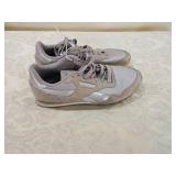 Reebok Classic Grey Running Shoes size 7 Reebok Classic Grey Running Shoes size 7