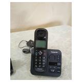 Panasonic Cordless Phone System with Digital Answering Machine Panasonic Cordless Phone System with Digital Answering Machine