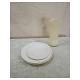 MacBeth Evans American Sweetheart Monax Dinnerware Set (white dishes with vase) MacBeth Evans American Sweetheart Monax Dinnerware Set (white dishes with vase)