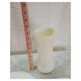 MacBeth Evans American Sweetheart Monax Dinnerware Set (white dishes with vase) MacBeth Evans American Sweetheart Monax Dinnerware Set (white dishes with vase)