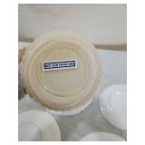 MacBeth Evans American Sweetheart Monax Dinnerware Set (white dishes with vase) MacBeth Evans American Sweetheart Monax Dinnerware Set (white dishes with vase)