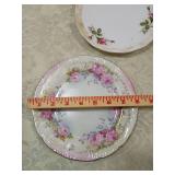 Floral glass plate set Floral glass plate set
