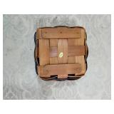 Country Apple Kitchen Clock and Basket Set Country Apple Kitchen Clock and Basket Set