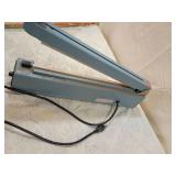Uline H-963 Impulse Bag Sealer Uline H-963 Impulse Bag Sealer