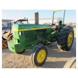 John Deere 2640 Farm Tractor
