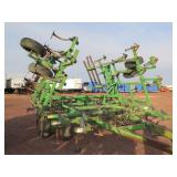 John Deere 24